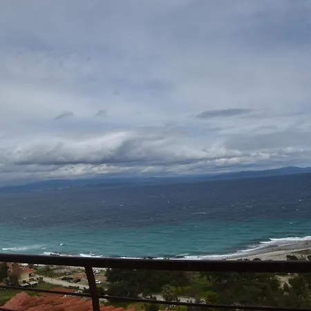 Brezza Marina House
