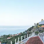 Brezza Marina House