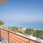 Brezza Marina House