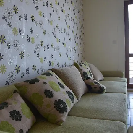Brezza Marina House 公寓 *