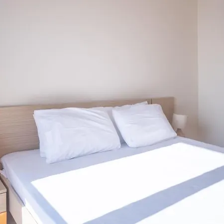Brezza Marina House * Άφυτος