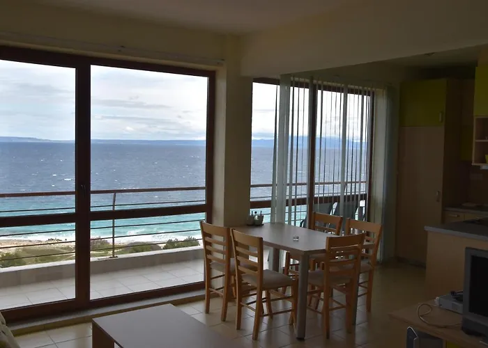 Brezza Marina House شقة *