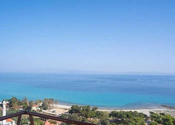 Brezza Marina House * أفيتوس