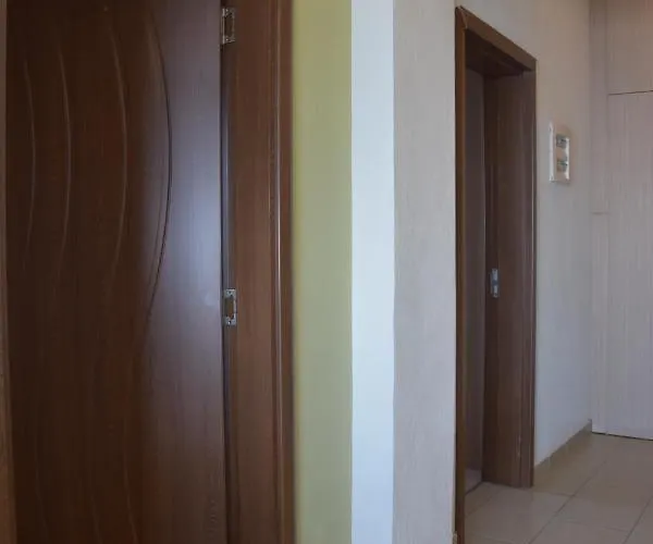 Brezza Marina House 아파트