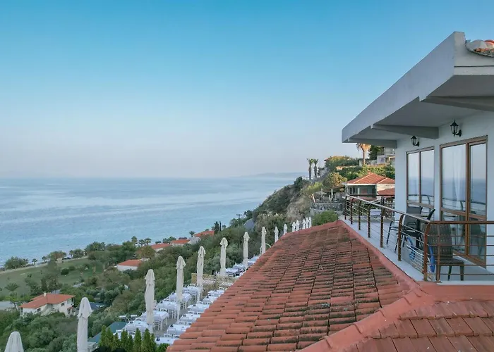 아파트 Brezza Marina House 아피토스